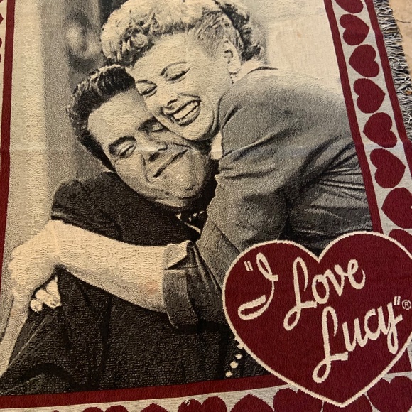VTG I Love Lucy Lucille Ball Lucy Ricky Graphic Tapestry Woven Afghan 50" x 60" - Picture 4 of 16
